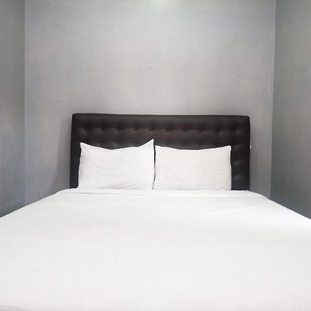 Al Abror Homestay Mandala Krida Mitra Reddoorz Yogyakarta Exterior photo