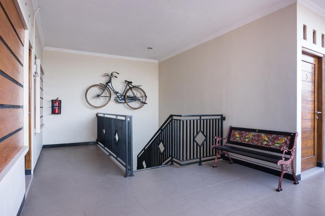 Al Abror Homestay Mandala Krida Mitra Reddoorz Yogyakarta Exterior photo