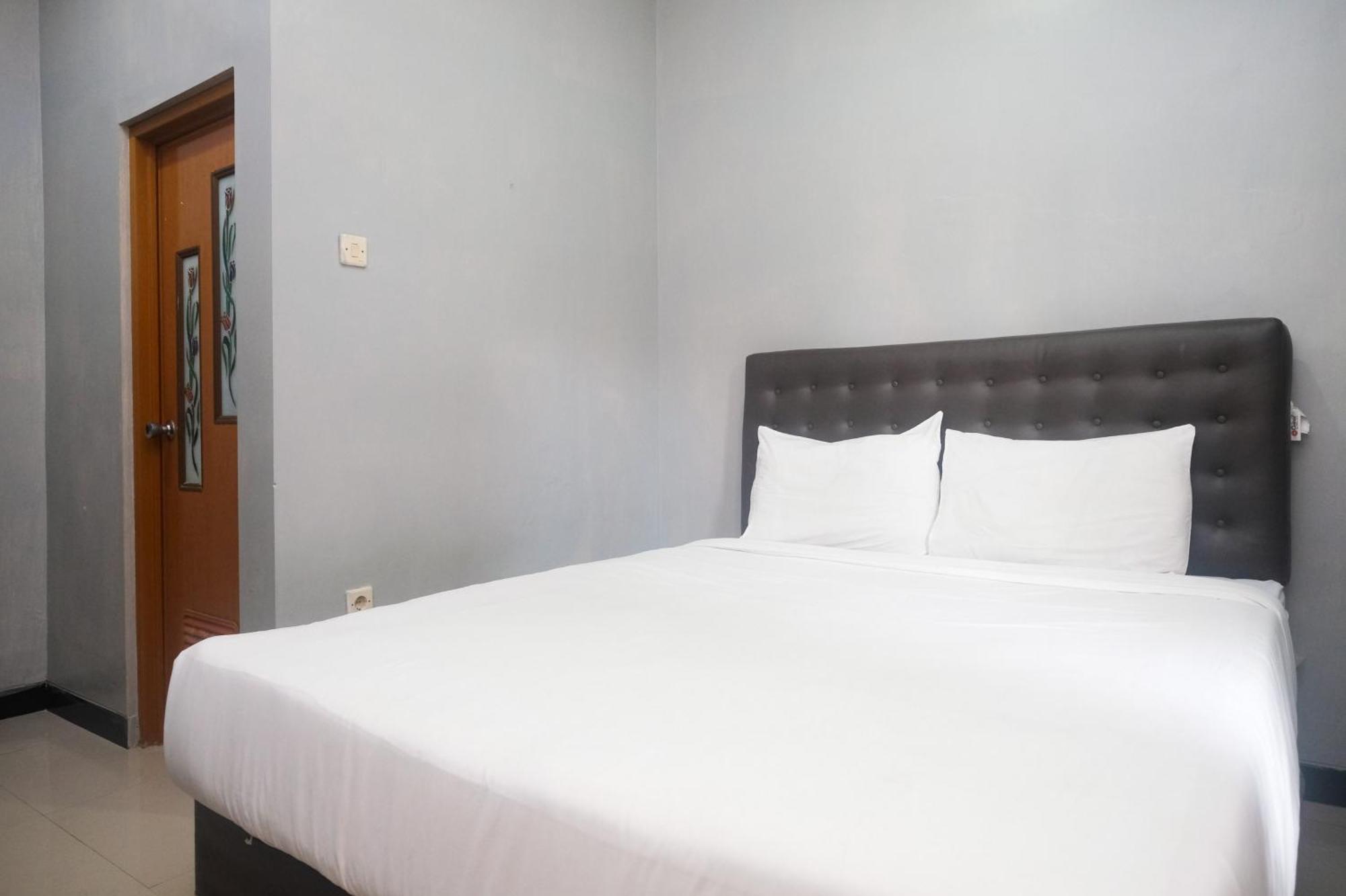 Al Abror Homestay Mandala Krida Mitra Reddoorz Yogyakarta Exterior photo